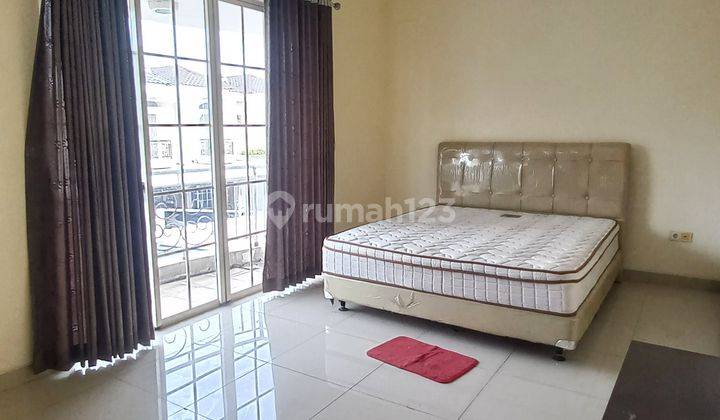 Disewakan! Rumah Furnished Di Green Lake City 1