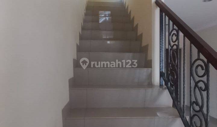 Termurah! Rumah West Europe Green Lake City Jakarta Barat Tangerang 2