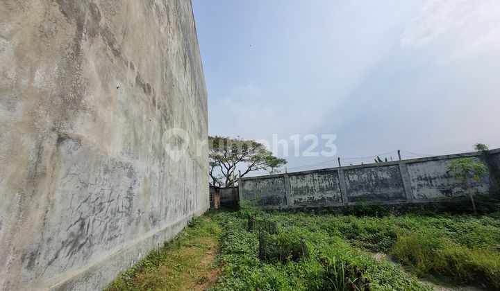 Land and Edible Bird's Nest House in Serang Banten, Strategic Location, Negotiable Land and Edible Bird's Nest House in Serang Banten, Strategic Location, Negotiable