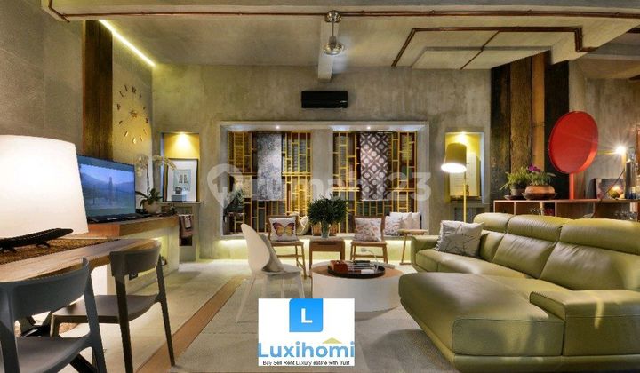 For Sale Beautiful & Comfortable Ready-to-Live House on Pinang Perak Street, Pondok Indah, South Jakarta