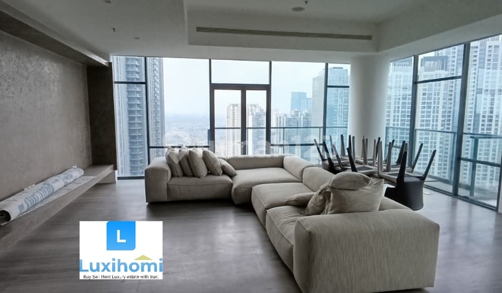 For Sale Apartment Verde One 3 Bedroom, Size 217.88m2, Unfurnished Condition, High Floor