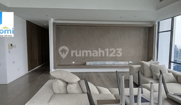 For Sale Apartment Verde One 3 Bedroom, Size 217.88m2, Unfurnished Condition, High Floor