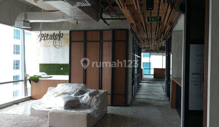 Dijual Office Space 1 Lantai di Cassablanca Luas 1725m2, Stategis, Cocok Untuk Investasi Jangka Panjang 2