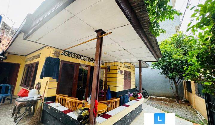 Dijual Cepat Rumah Lama Hitung Tanah Ls 232m2 Cocok Dibangun Kost2an di Setiabudi, Jaksel 1