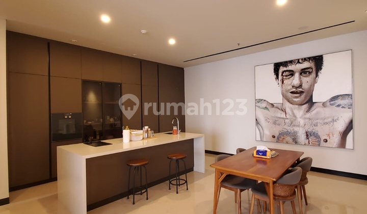 Disewakan Apartemen Pakubuwono Menteng 3 Bedroom Private Lift Size 260M2 Furnished, High Floor 2