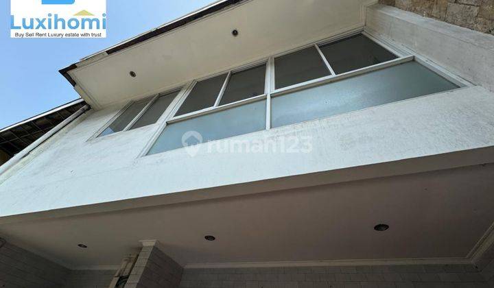 Disewakan Rumah Luas 133m2 3 Lantai 4Kamar Tidur di Gunung Sahari, Jakarta Pusat 2