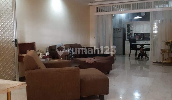 Dijual Rumah Bangunan 3lantai Sudah Renov Di Jalan Ciloto, Puri Cinere Jakarta Selatan  2