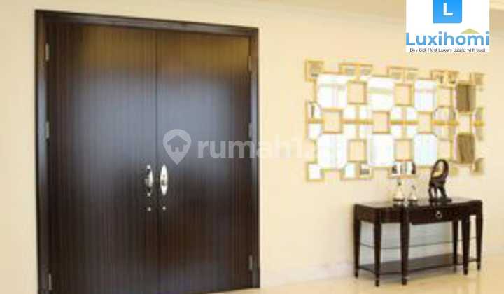 Disewakan Apartemen Botanica 2BR Sz 157m2 Private Lift, Furnish, High Floor 2