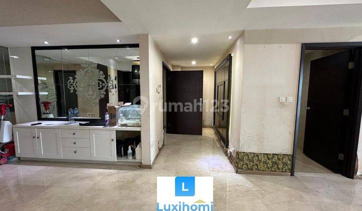 Jual Cepat Apartemen Casagrande 3+1Bed Sz 160m2 Furnish Private Lift High Floor 2