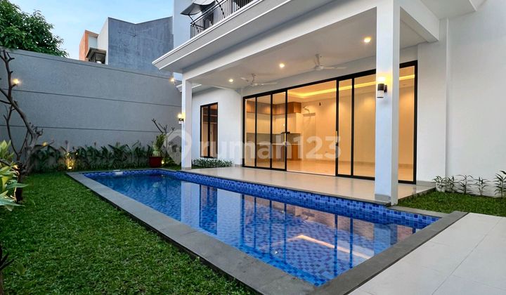 For Sale Rumah 2 Lt Brand New Modern Tropical Ada Swiming Pool, Lokasi Di Cilandak, Jakarta Selatan 1
