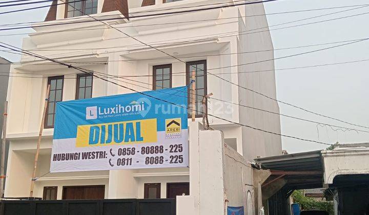 Turun Harga Dijual Ruko 3Lt di Jalan Bangka 8, Bagus, Lokasi Stategis Jakarta Selatan  2