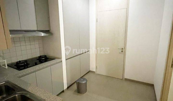 Best Deal Dijual Apartemen Izzara 3BR Sz 199m2ada Balkon, Private Lift  2