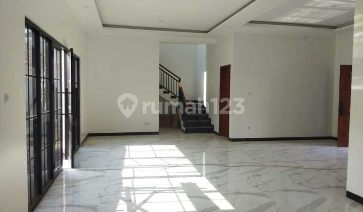 For Sale Luxury House Grand Wisata Bekasi