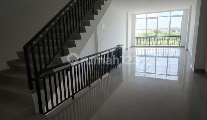 For Sale: Shophouse in PIK 2, North Jakarta For Sale: Shophouse in PIK 2, North Jakarta