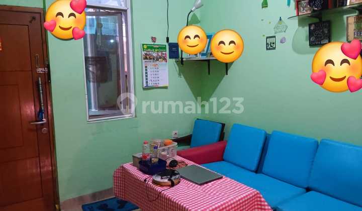 Dijual Rumah Hook di Graha Raya 2