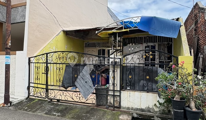 House Needs Minimal Renovation with SHM at Jl. Cempaka I No.11, Pondok Bambu, Duren Sawit, East Jakarta City, DKI Jakarta, Indonesia, 13430, Duren Sawit House Needs Minimal Renovation with SHM at Jl. Cempaka I No.11, Pondok Bambu, Duren Sawit, East Jakarta City, DKI Jakarta, Indonesia, 13430, Duren Sawit