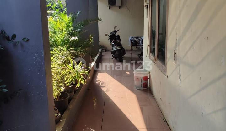 House Needs Minimal Renovation in Strategic Ptb Duren Sawit Complex 2