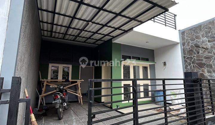 Rumah siap huni bagus  SHM - Sertifikat Hak Milik dijual cepat di Duren Sawit 1