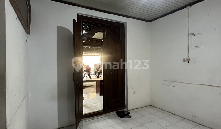  Rumah SHM Di Komplek Depnaker, Kranji, Dijual cepat 2