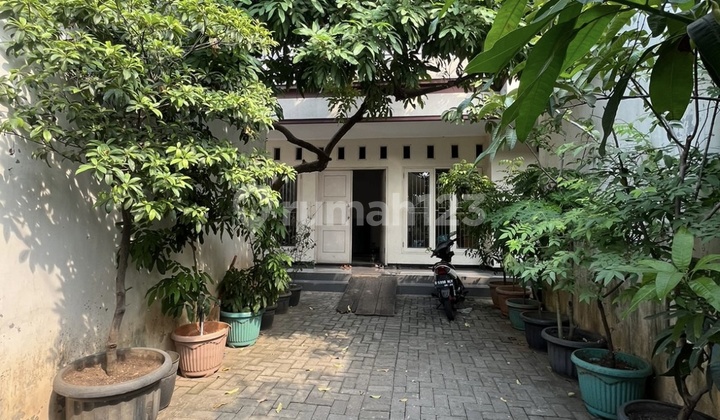 Good House with SHM in Duren Sawit Complex, East Jakarta, Ready to Live In Luxuriously 2