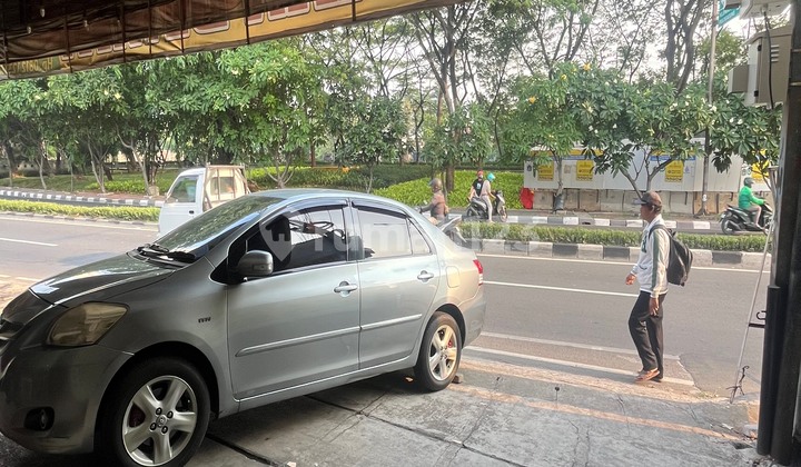 Shop house on Colonel Sugiono, Pondok Bambu OTHER - PPJB, Girik, Customary, etc. 250 m² 2