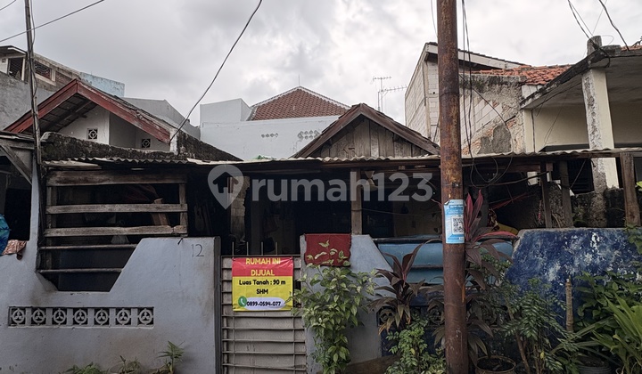 Rumah di Komplek Abadi Duren Sawit SHM Bebas Banjir