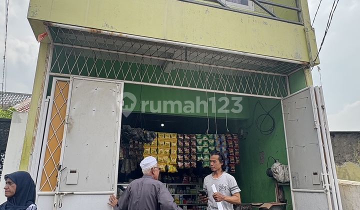 House Needs Minimal Renovation on Swadaya Street, Duren Sawit, East Jakarta. 2