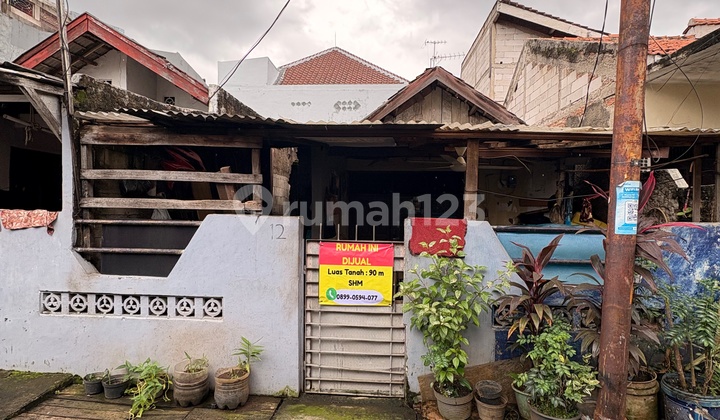 Rumah di Komplek Abadi Duren Sawit SHM Bebas Banjir