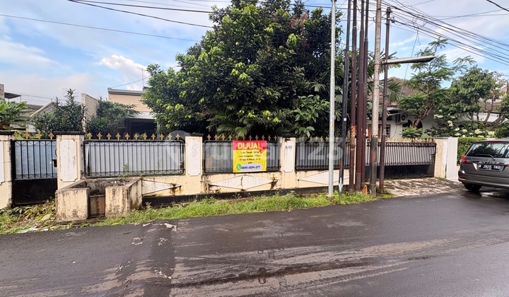 Rumah Butuh Minim Renovasi di Komplek Ptb Duren Sawit Strategis