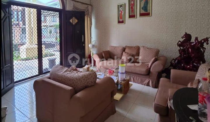 Royal Villa Pakuwon City Ready to Occupy 2 Floors 2