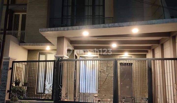 Dijual Rumah Interior Mewah Full Furnish 2 Lantai di Sutorejo 1