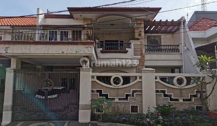 Dijual Rumah Semi Furnish 2 Lantai di Nginden Intan Barat 1