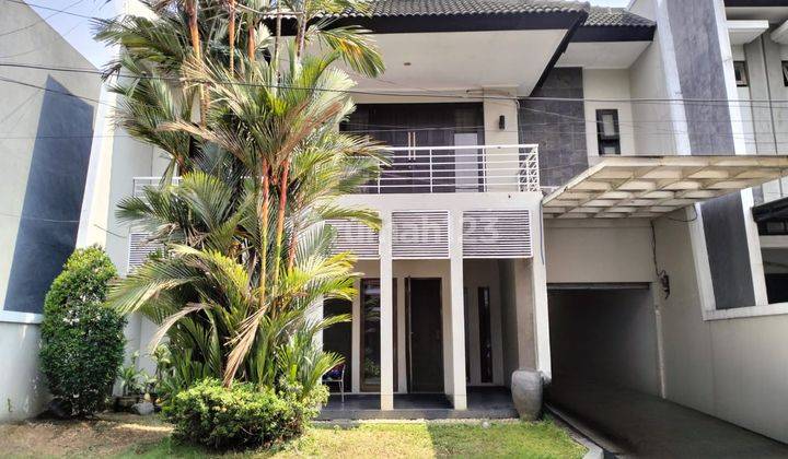 Dijual Rumah 2 Lantai Siap Huni Terawat di Manyar 1