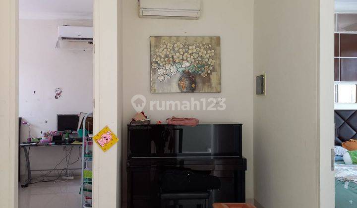 Dijual New Listing Rumah Pakuwon City 2 Lantai Baru Renovasi 2