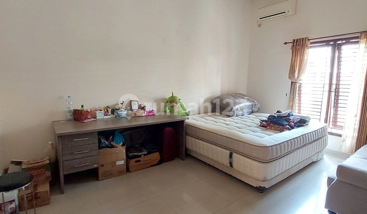 Pakuwon City Minimalis 2 Lt Semi Furnished Siap Huni