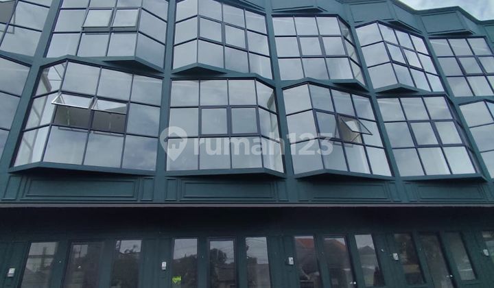 Dijual Ruko*Raya Kedung Asem*Kondisi Baru Gressmodern Classic Style Facade