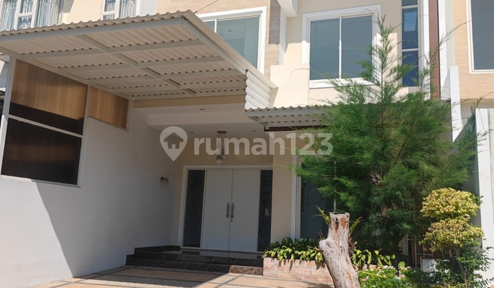 New Gres Minimalist 2-Story Palmbeach Imperial New Gres Minimalist 2-Story Palmbeach Imperial