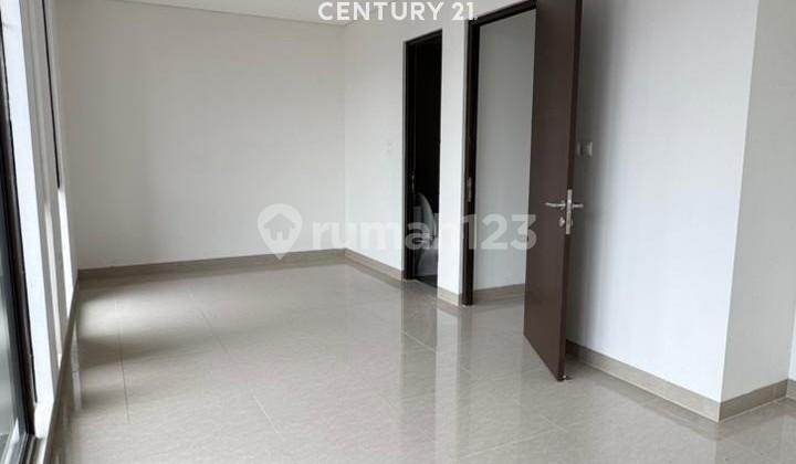 Rumah Siap Huni di di Summarecon Mutiara Cluster Green Crystal 2