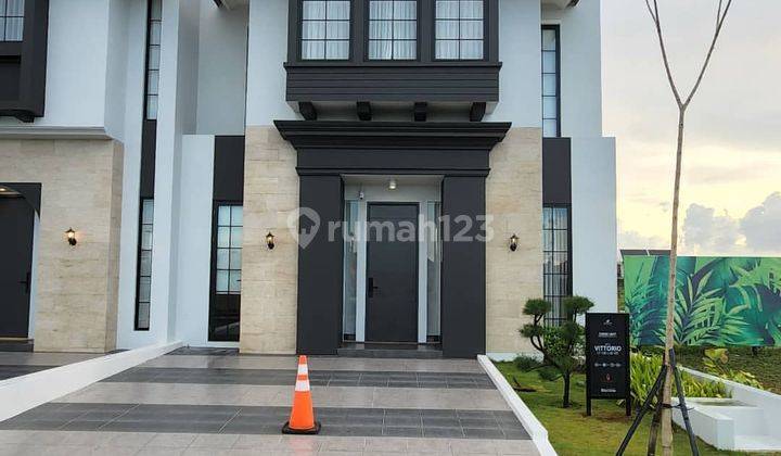 Rumah 2 lantai samping tol sutami citraland tallasa city cluster red terravotta type Victorio 1