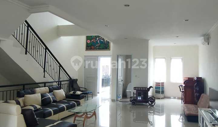 Rumah doubel dekker pavilion tanjung bunga dekat dengan mall trans dan pantai losari makassar 7