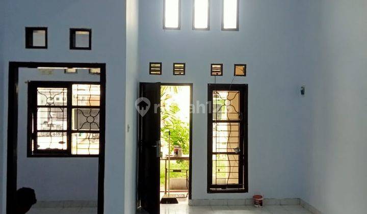 Rumah cantik Full perabot di villa mutiara elok kawasan summarecon mutiara dekat bandara mks 11