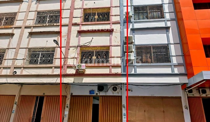 Ready-to-Occupy Shop House on Gunung Bulusaraung Street 1