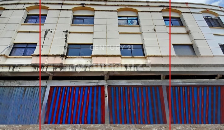 Ready-to-Occupy Shop House in the Perintis Kemerdekaan Area, KIMA Complex 1