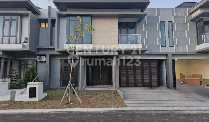 Ready-to-Occupy Luxury House in Citraland City CPI Makassar