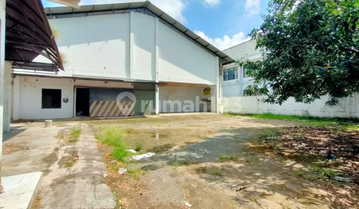 Ready-to-Use Warehouse on Sultan Alauddin Street, Makassar