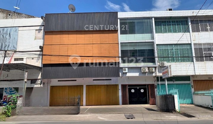 Strategic and Ready-to-Occupy Shophouse on Andalas Street 1