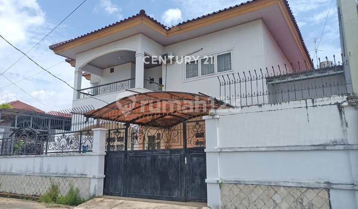 Rumah Mewah Strategis dan Siap Huni di Jalan Mapala Vi 1