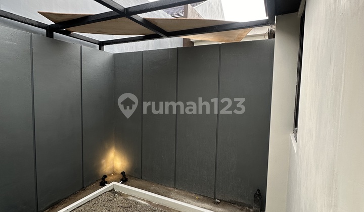 Ruamh 1 Lantai 3 Kamar Ruamh 1 Lantai 3 Kamar