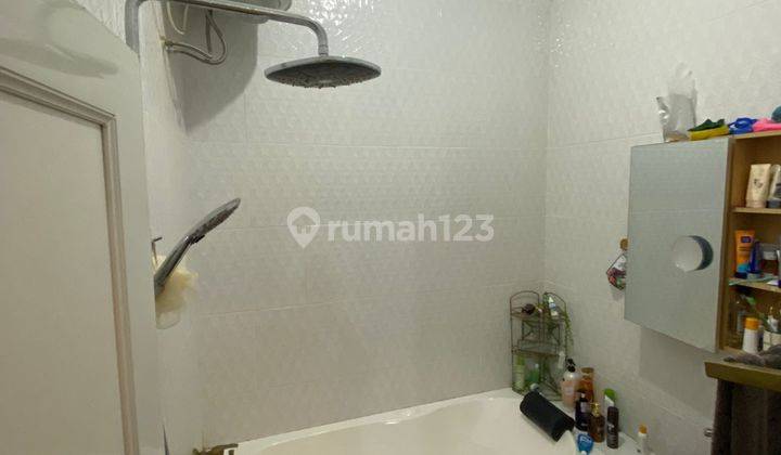 Rumah 2 Lantai Semi Furnished Area Panakukang 7