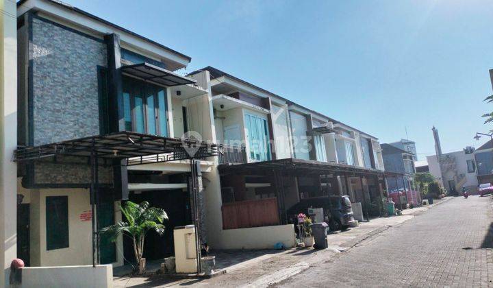 Rumah di Balmont Residence Hertasning Makassar  2